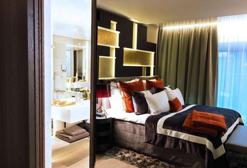 اتاق استاندارد, The Thief