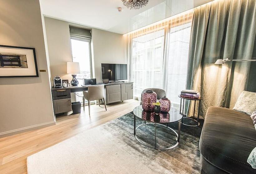 سوییت جونیور, The Thief