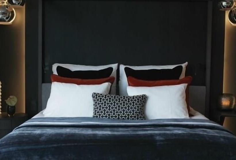 سوییت جونیور, The Thief