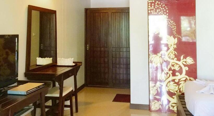 Quarto Triplo Estandar, Lamai Inn 99 Bungalows