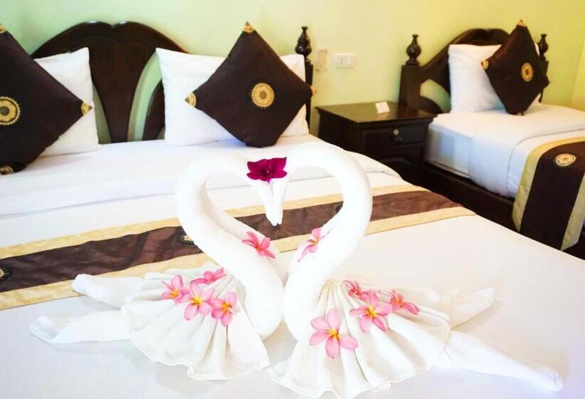 Quarto Triplo Estandar, Lamai Inn 99 Bungalows