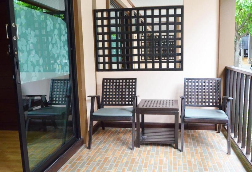 Quarto Deluxe, Lamai Inn 99 Bungalows