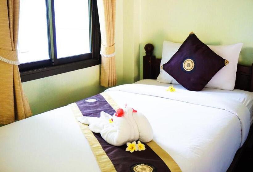 Quarto Triplo Estandar, Lamai Inn 99 Bungalows