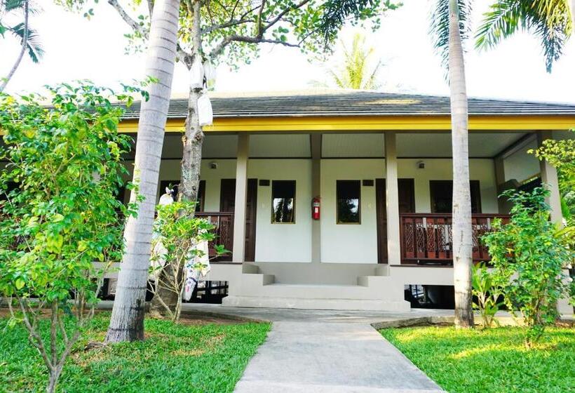 Quarto Triplo Estandar, Lamai Inn 99 Bungalows