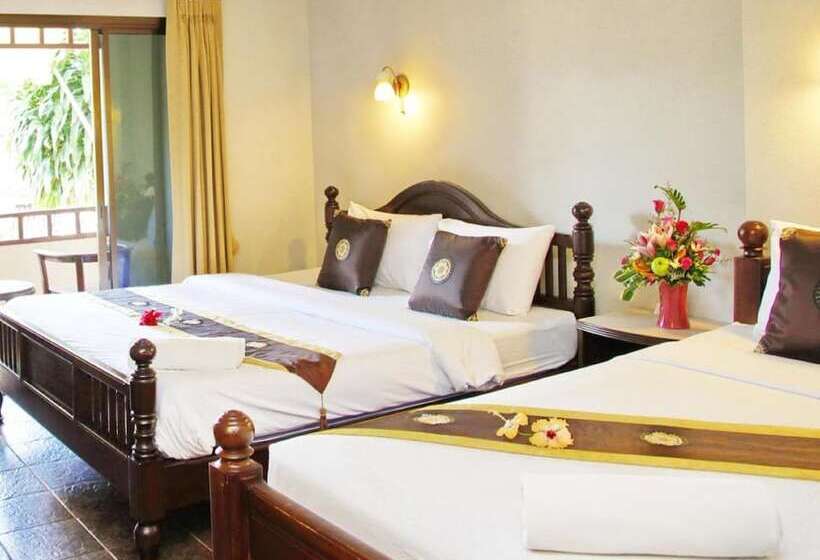 Quarto Triplo Estandar, Lamai Inn 99 Bungalows