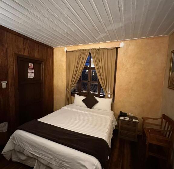 Номер Стандарт, Nass Casa Del Aguila