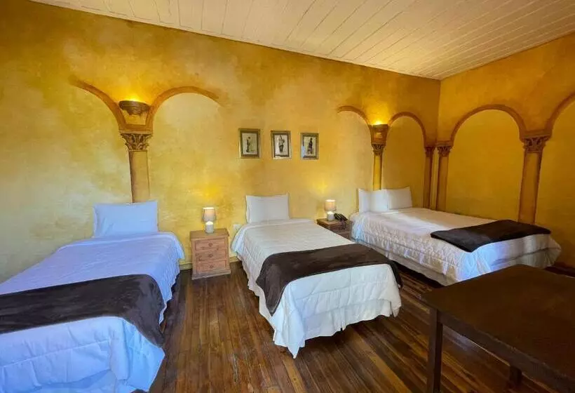 スーペリアトリプルルーム, Nass Casa Del Aguila