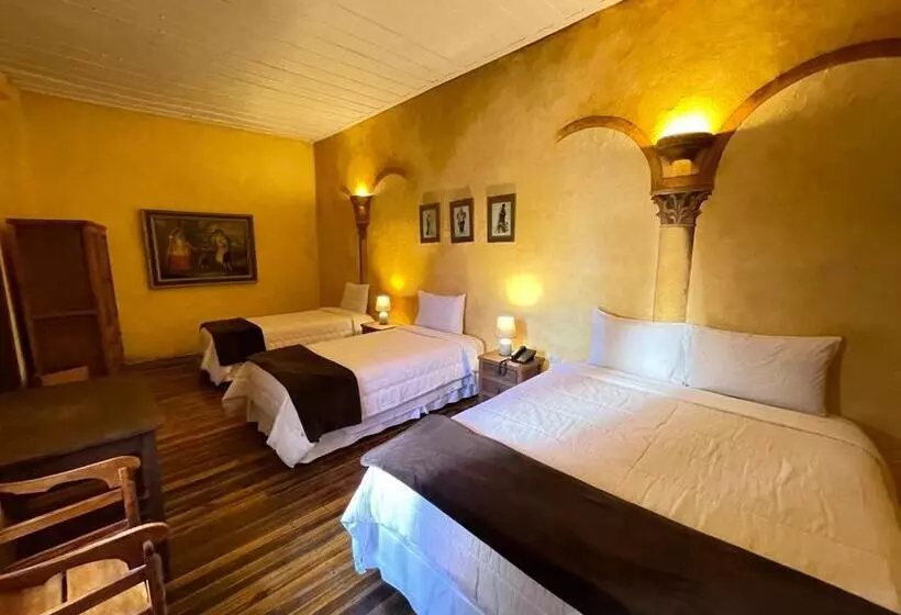 スーペリアトリプルルーム, Nass Casa Del Aguila