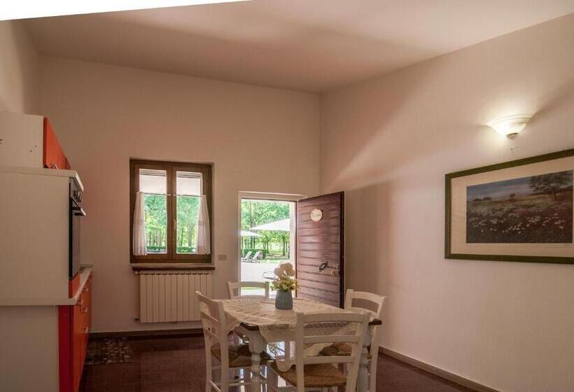 דירת חדר, Agriturismo Oasi Torre Del Colle