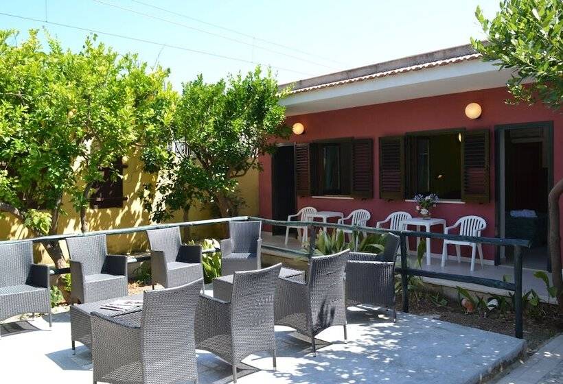 חדר משפחתי, Villa A Mare