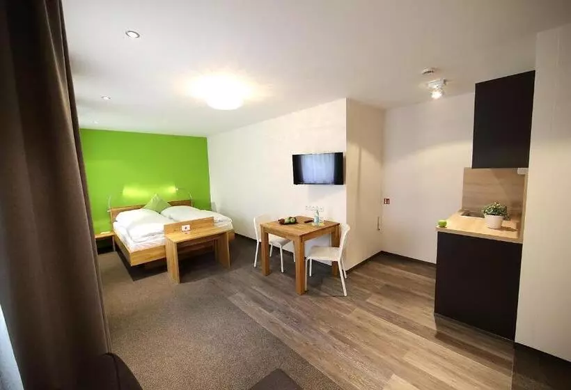 آپارتمان لوکس 1 خوابه, Schieners Hotel & Apfelhof Apartments