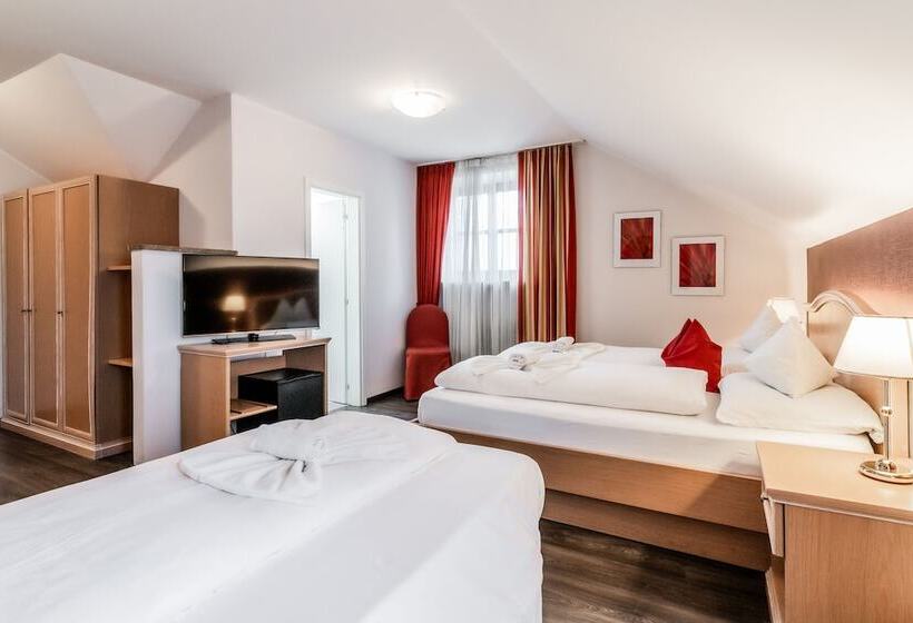 Номер Стандарт Трехместный, Villa Groff