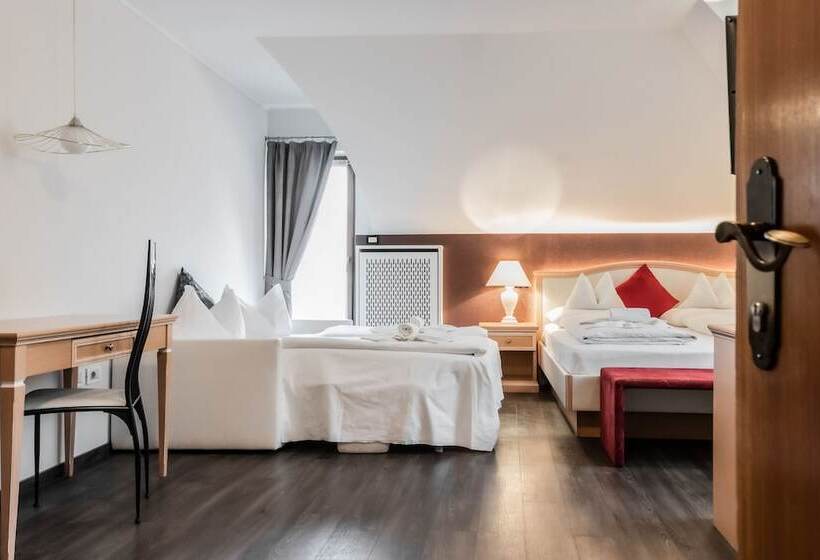 Номер Стандарт Трехместный, Villa Groff