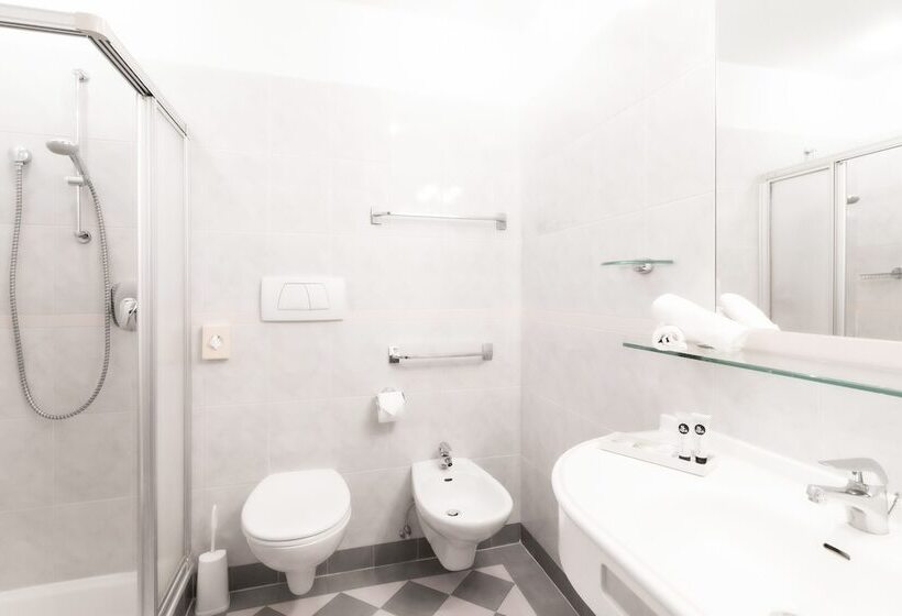 Номер Комфорт, Villa Groff