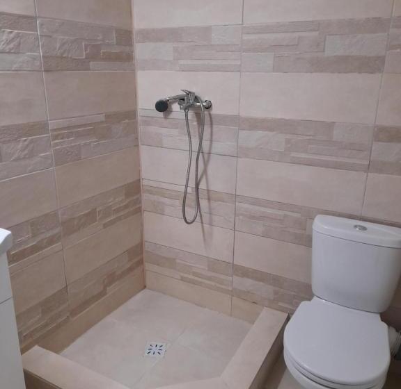 اتاق استاندارد, Admar