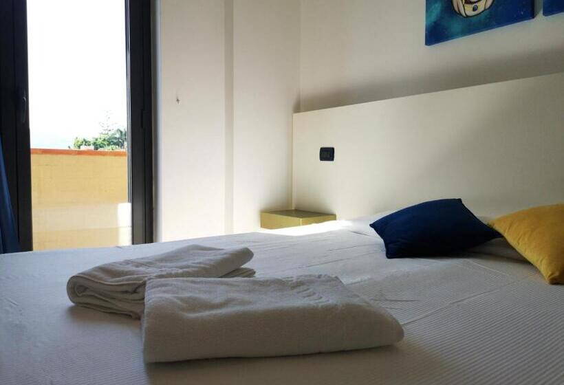 스탠다드 발코니 룸, Oasi Park