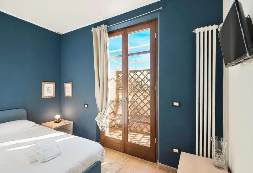 スタンダードシングルルーム, Accogliente Camera Singola Con Balcone A 500 Mt Dal Mare