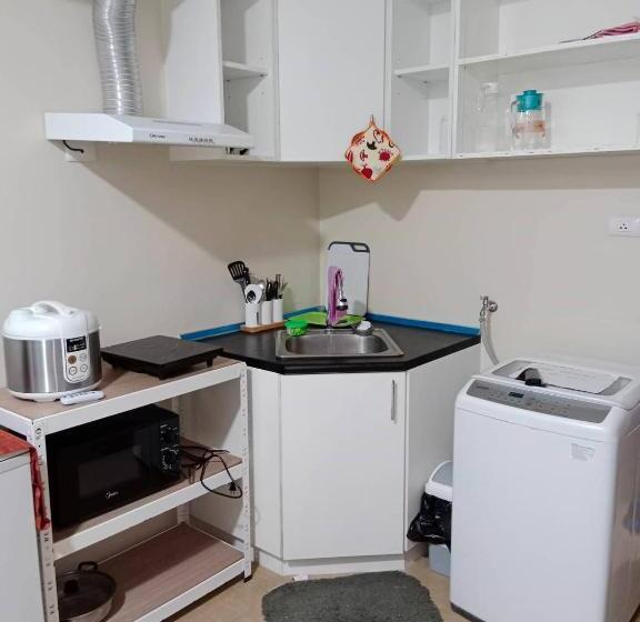 آپارتمان لوکس 1 خوابه, Avida Atria T2 C Short Walk Mall,esplanade,wifi,netflix,kitchen,pool