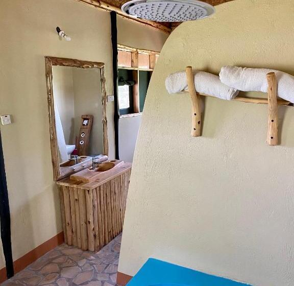 اتاق اکونومی, Enshama Game Lodge And Campsite