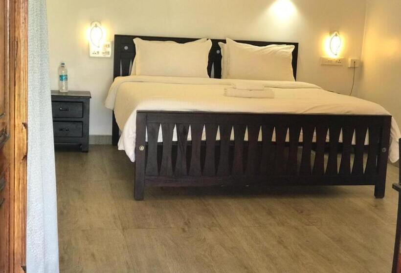 اتاق لوکس با چشمانداز دریا, The Marine Pride Beach Resort & Spa