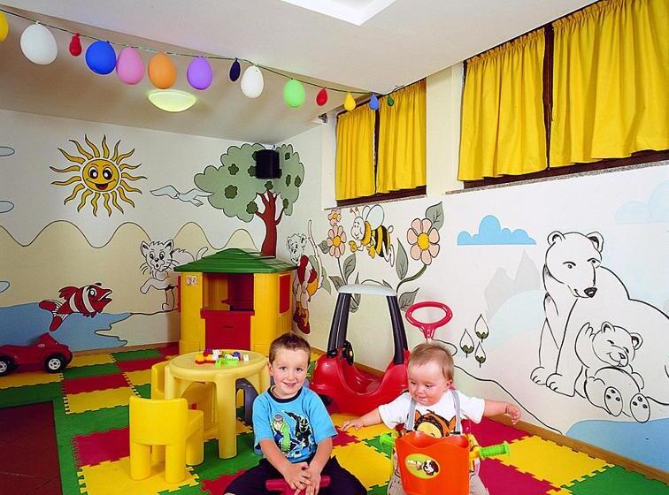 غرفة عائلية, De La Ville