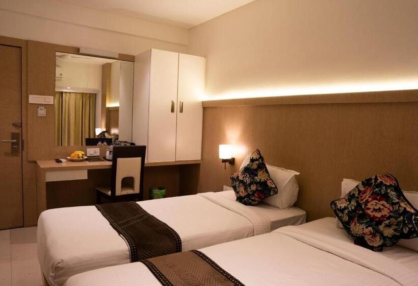 수피리어 룸, Gold Crest Business