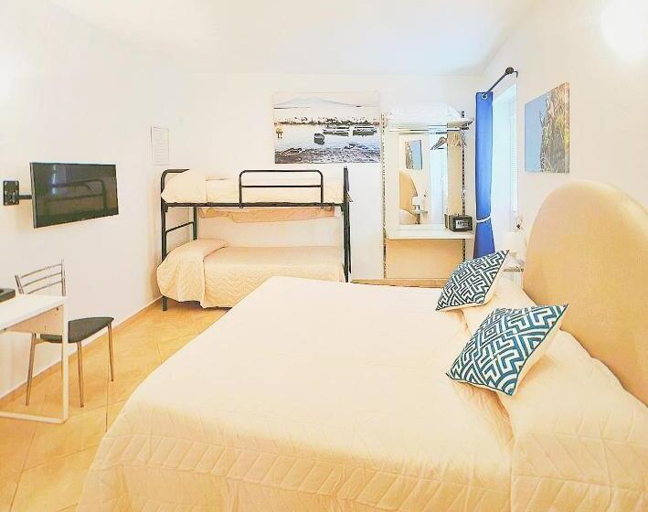 اتاق استاندارد چهار تخته, B&b La Danza Del Mare