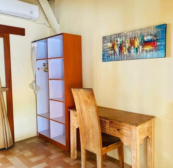 اتاق استاندارد, Urban Jungle House Bali