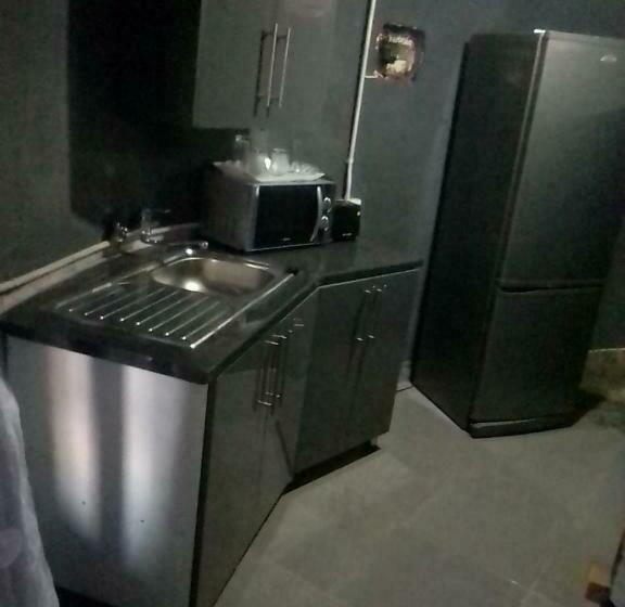 デラックスルーム, Beulah Group Bnb And Prayer Centre