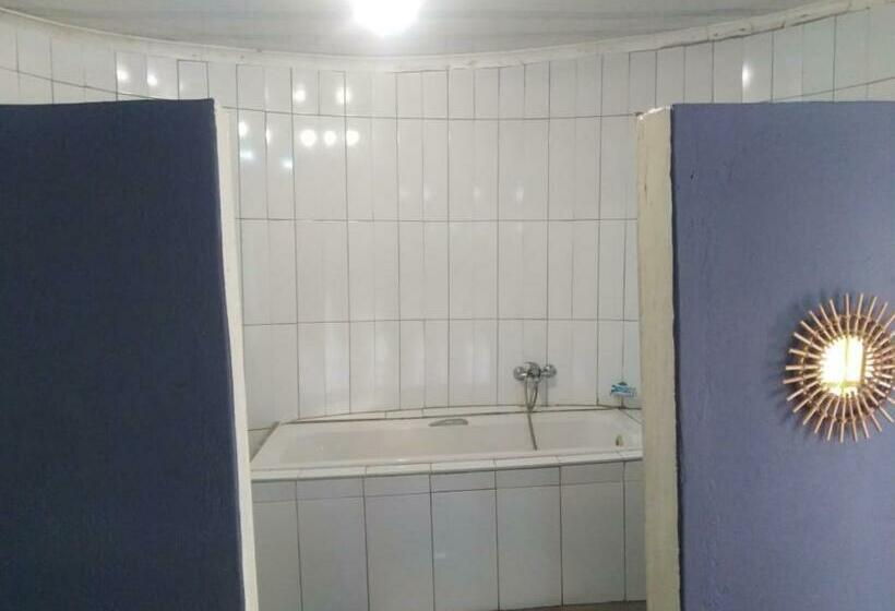 デラックスルーム, Beulah Group Bnb And Prayer Centre