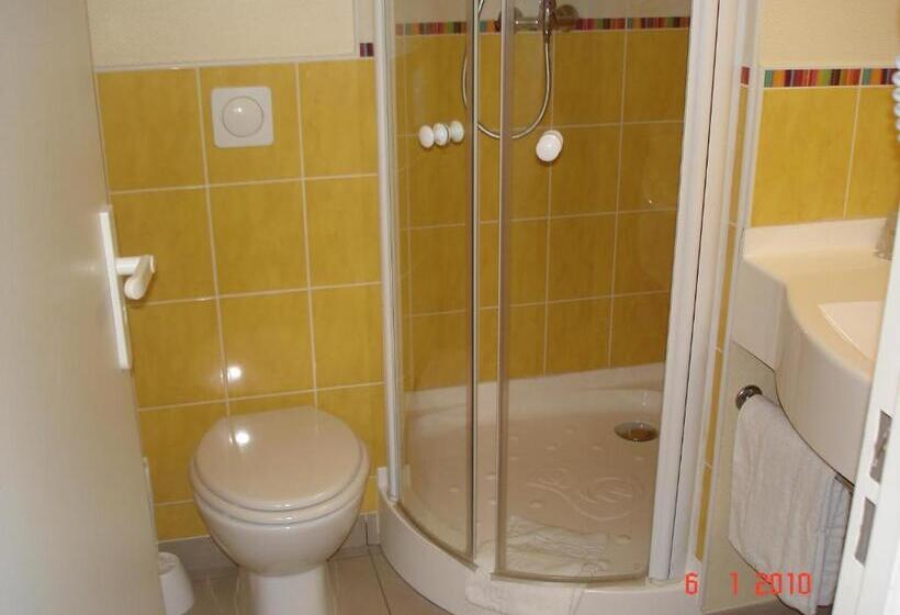 חדר סטנדרט לשלושה, Ace Hotel Noyelles