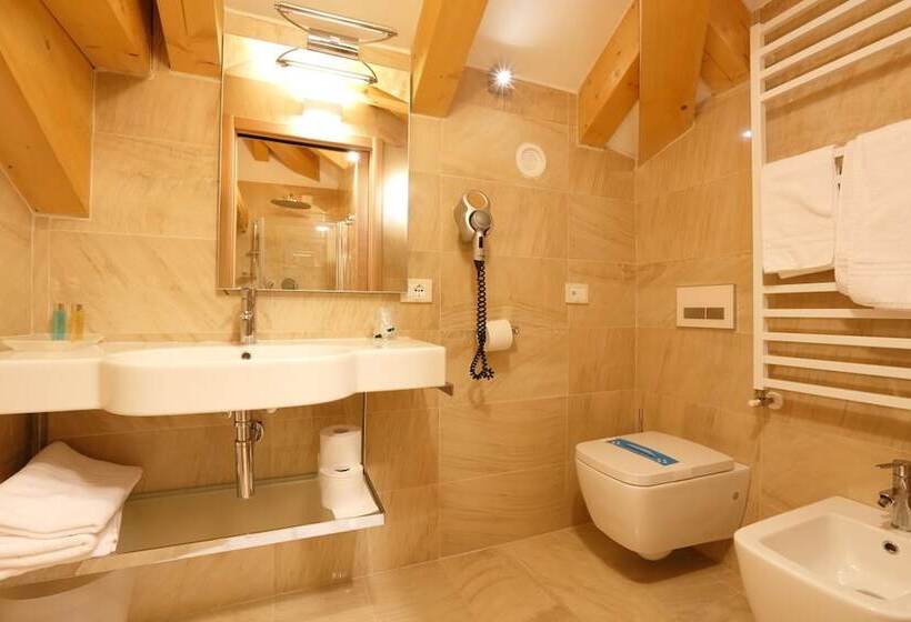 جناح, Grand Hotel Miramonti