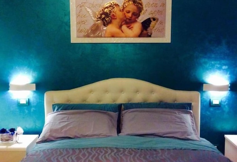 חדר סטנדרט, 2000