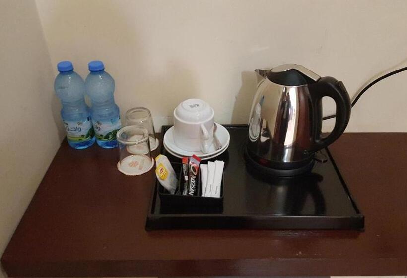 اتاق استاندارد با چشمانداز دریا, Al Ayjah Plaza