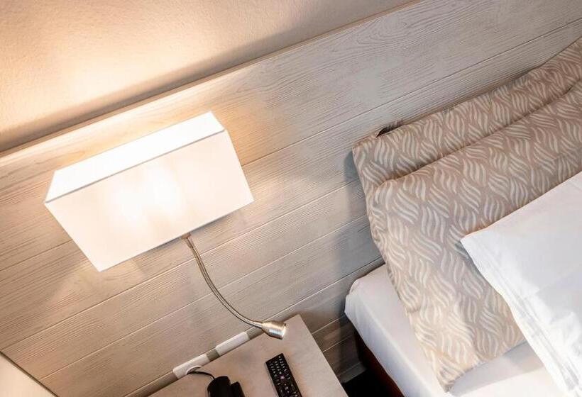 غرفة قياسية فردية, Albergo Ristorante Svizzero