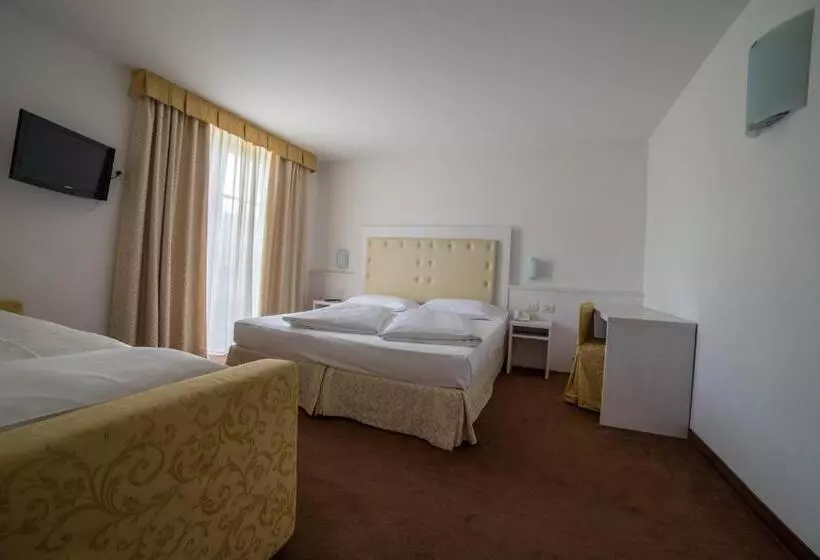 スタンダードトリプルルーム, Alpen Hotel Eghel
