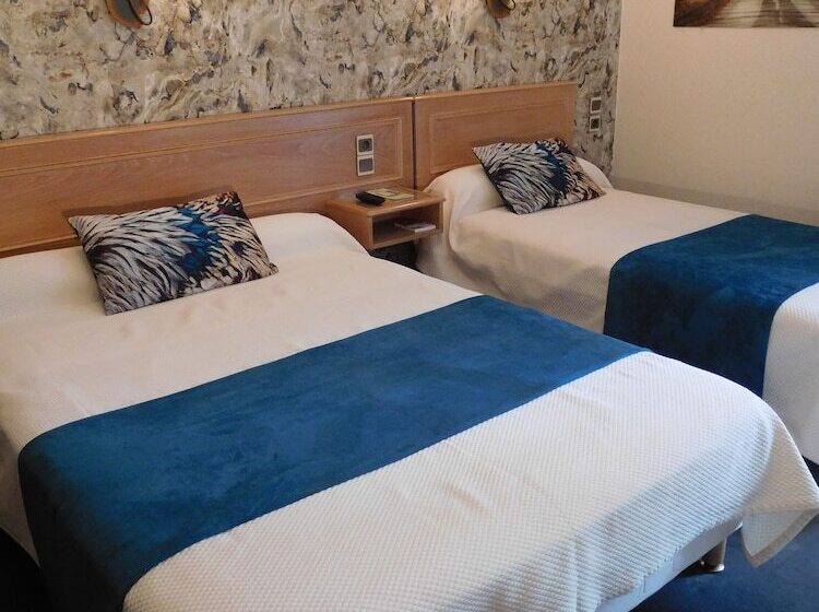 Номер Стандарт Трехместный, Contact Hôtel Limoges Hotel Des Deux Moulins