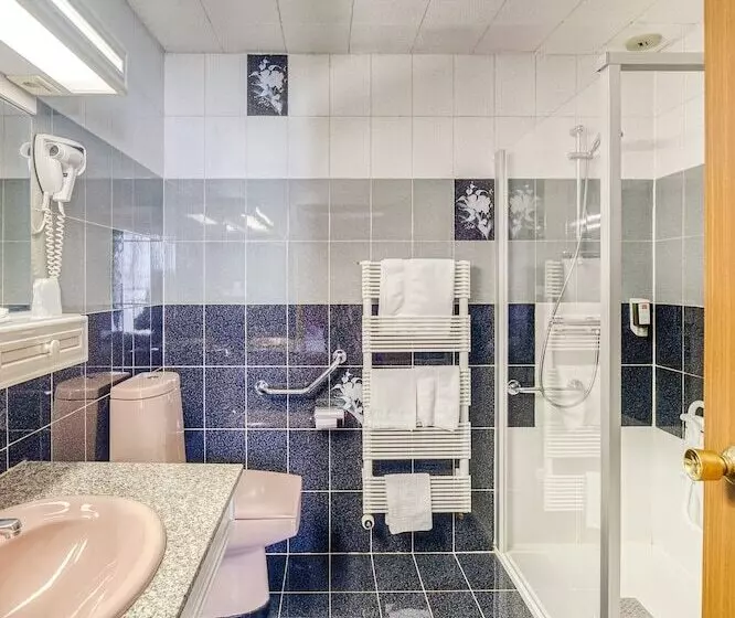 اتاق استاندارد چهار تخته, Contact Hôtel Limoges   Hotel Des Deux Moulins