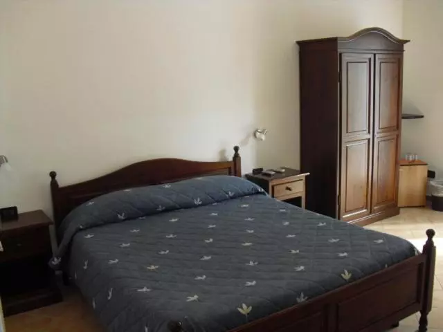 اتاق استاندارد سه نفره, Del Sole