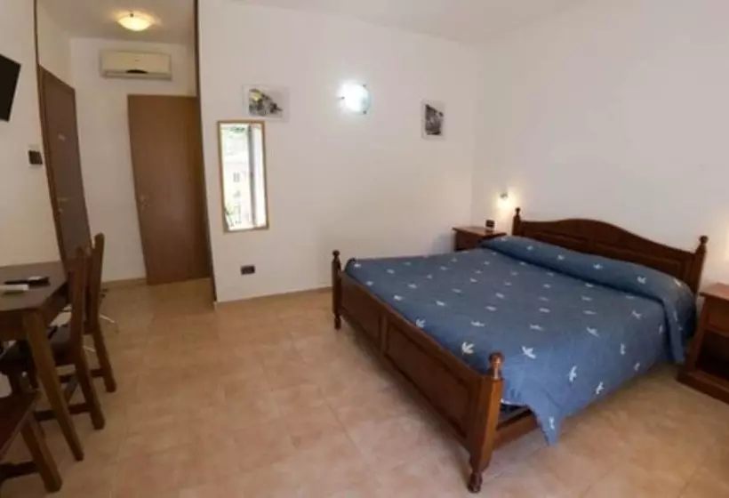 اتاق استاندارد, Del Sole