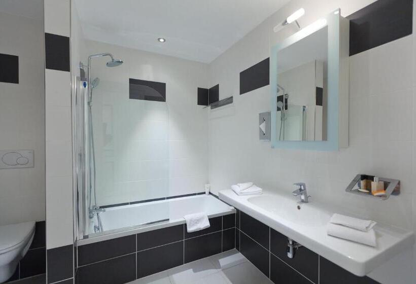 Номер Стандарт Вид на Парк, Domaine Du Calidianus