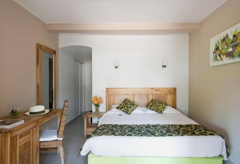 Номер Стандарт Вид на Парк, Domaine Du Calidianus