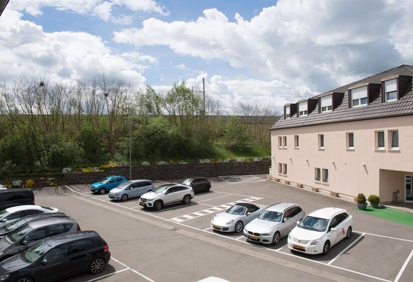 اتاق خانوادگی, Gulliver