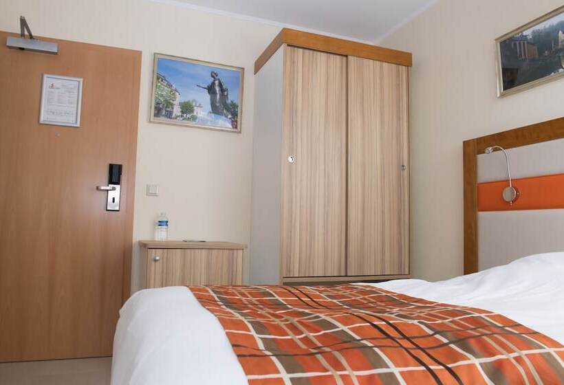 اتاق اکونومی یک تخته, Gulliver