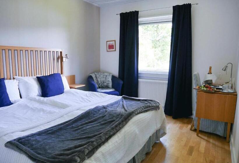 스탠다드 룸, Hennickehammars Herrgård