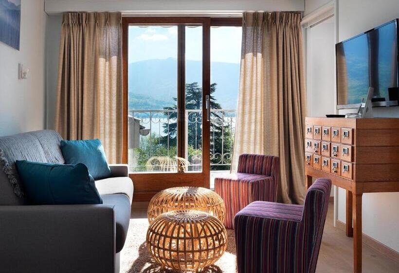 סוויטת ג'וניור נוף לאגם, Hôtel Beau Site Talloires B Spa