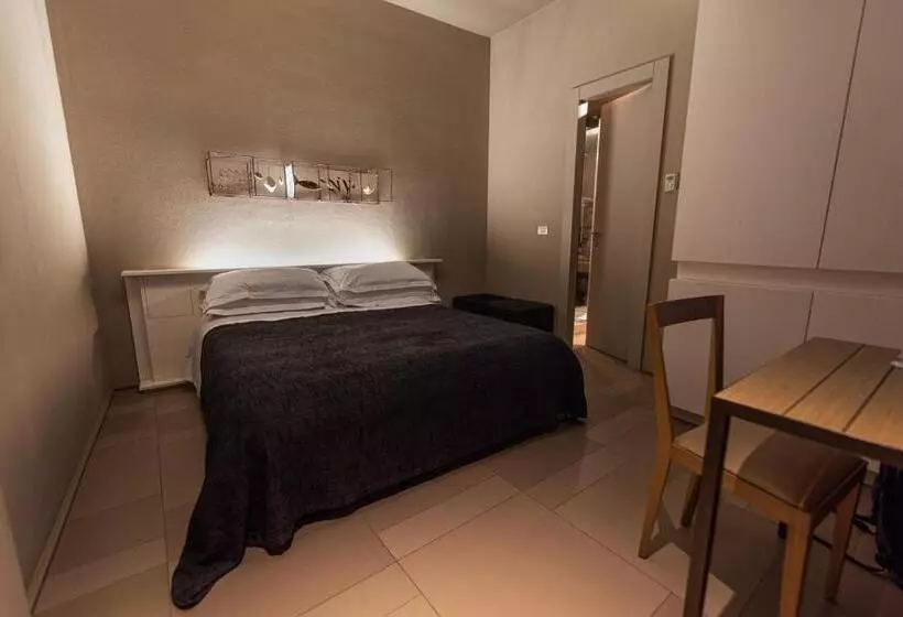 اتاق استاندارد با چشمانداز دریاچه, Il Fogliano Hotel New Life