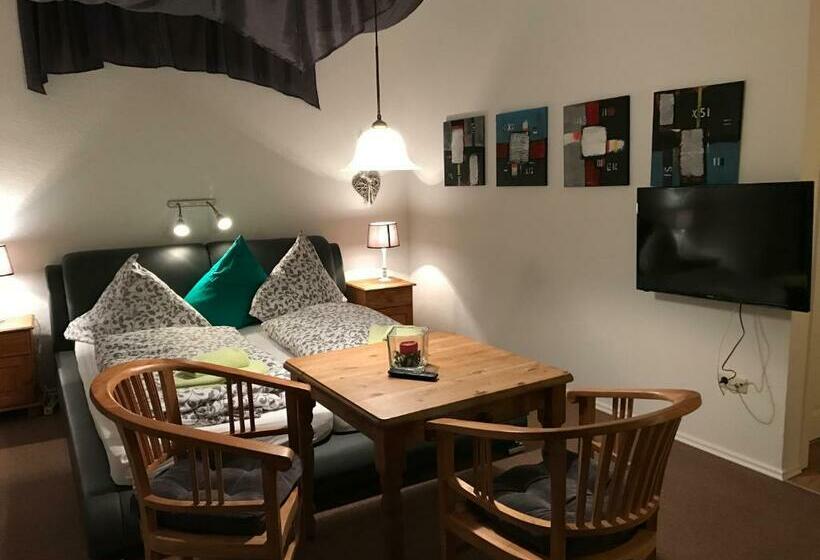 Номер Стандарт, Leezdorfer Hof