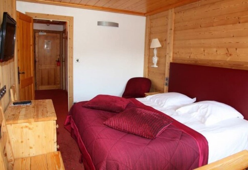 Номер Стандарт с Балконом, Les Ducs De Savoie