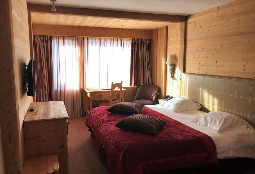 Номер Superior, Les Ducs De Savoie